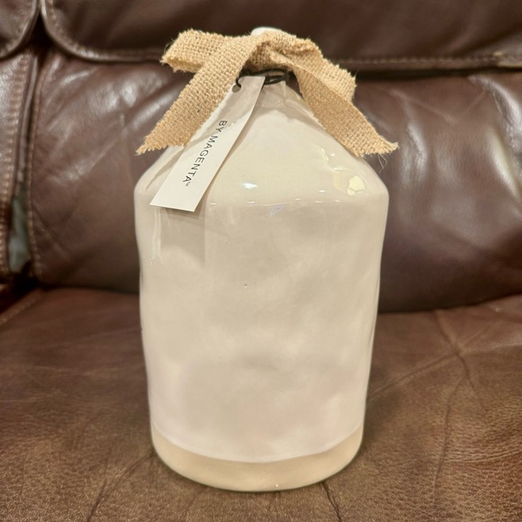 NEST Rae Dunn Ceramic Birdhouse - Picture 7 of 8